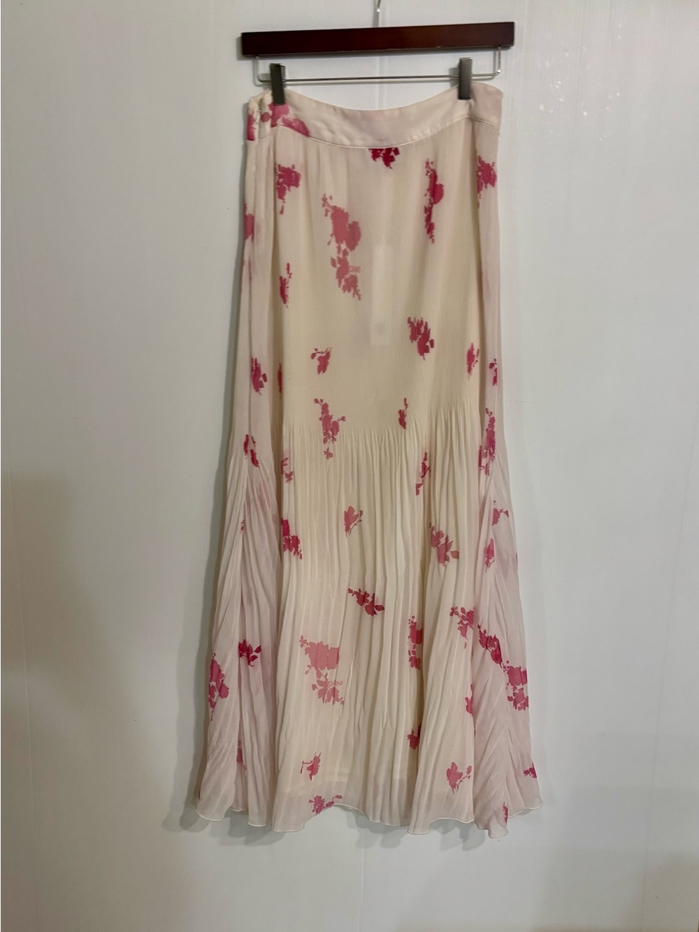 Ganni Cream Maxi Skirt with Pink Floral Motif